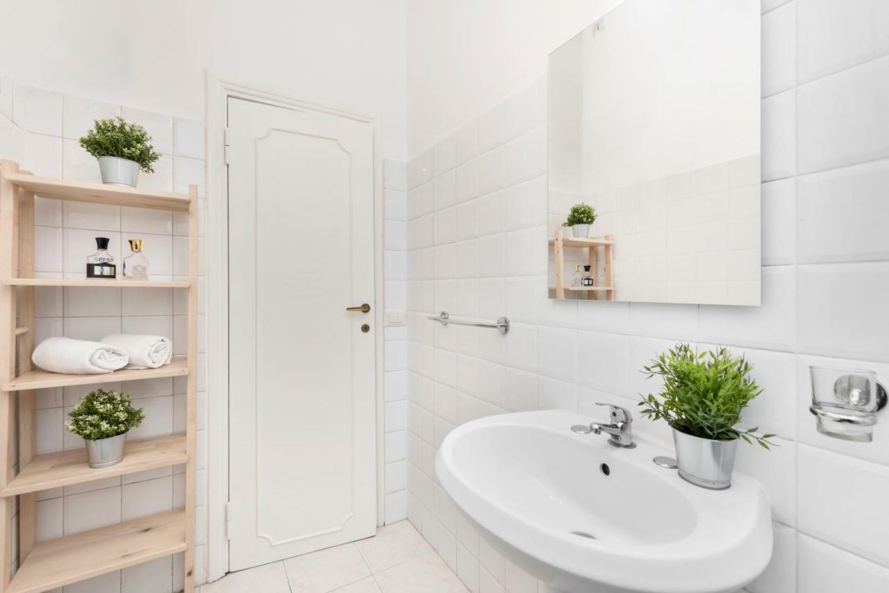 Apartment By The Colosseum - White Chic Flats Rome Luaran gambar